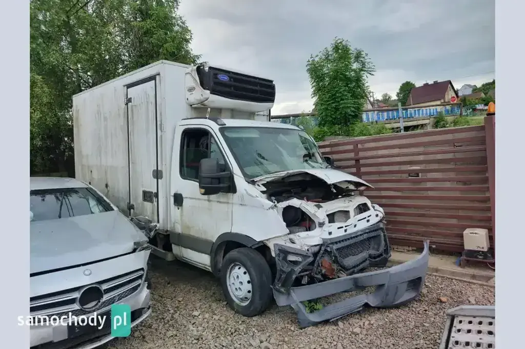 IVECO Daily Kontener 2012