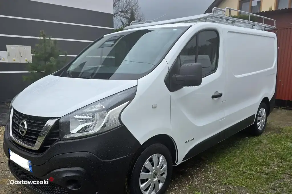 Nissan nv Furgon 2017