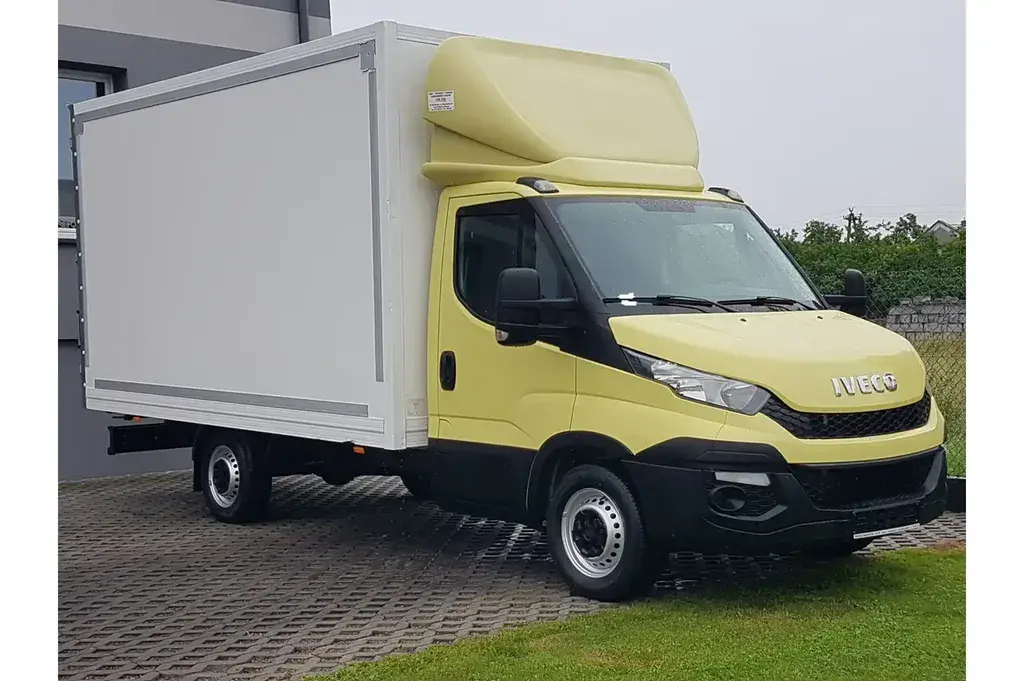 IVECO Daily Kontener 2016