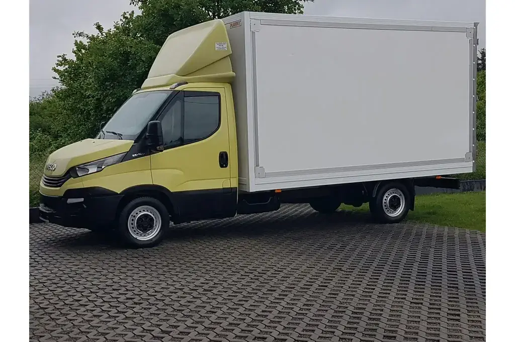 IVECO PowerStar Kontener 2017