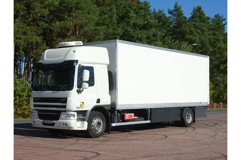 DAF CF 65 300 Kontener Sprowadzony EURO 5 Książka Serwisowa Ciężarowe 2012