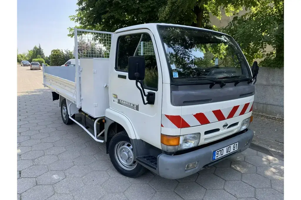 Nissan Cabstar Skrzynia 2000