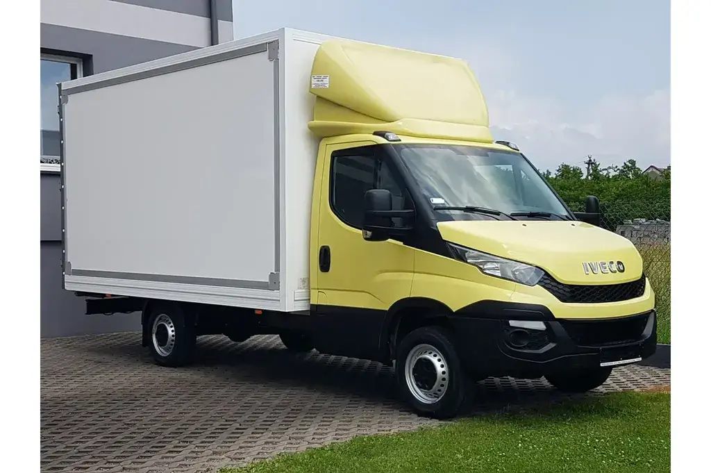 IVECO Daily Kontener 2016