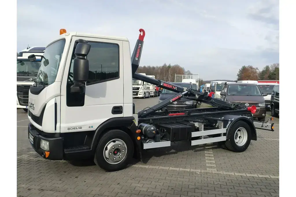 Iveco Eurocargo 80EL18 E5 Hak Multilift XF Super Stan UNIKAT Ciężarowe 2013