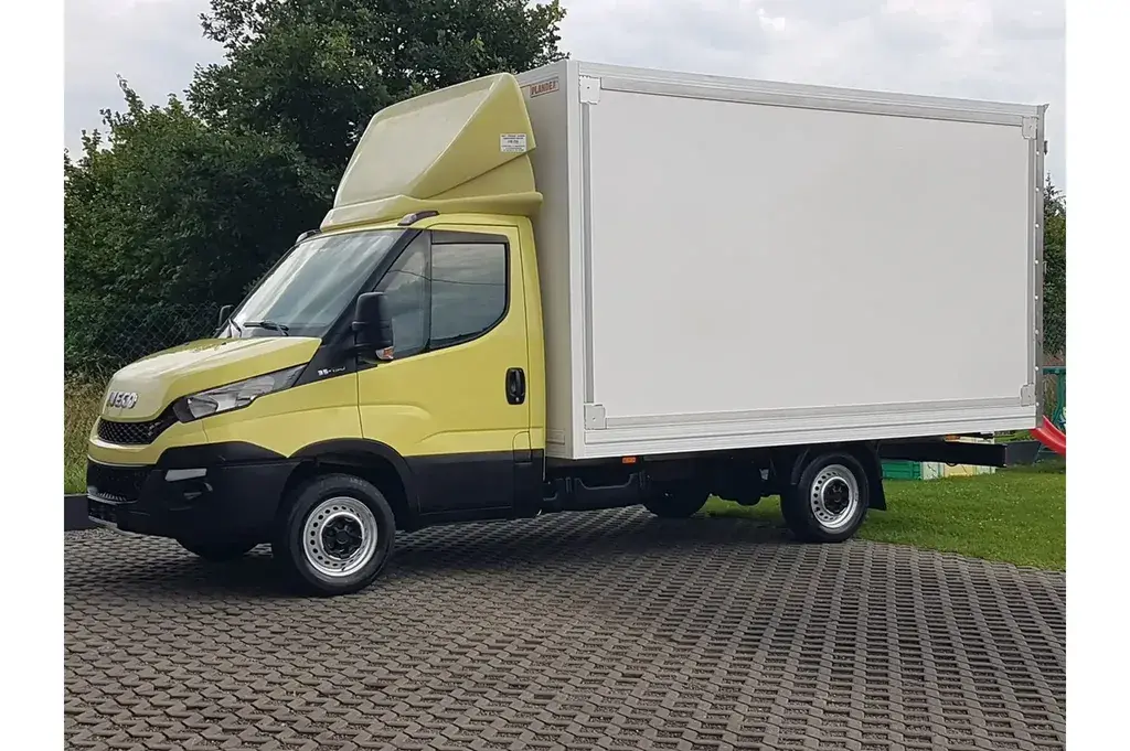 IVECO Daily Kontener 2016