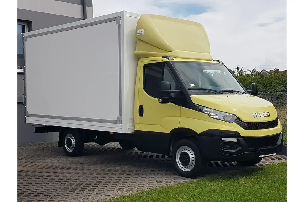 IVECO Daily Kontener 2016