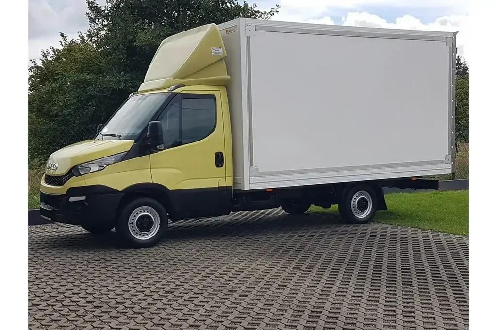 IVECO Daily Kontener 2016