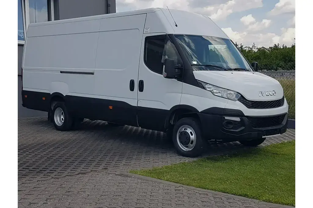 IVECO Daily Furgon 2015