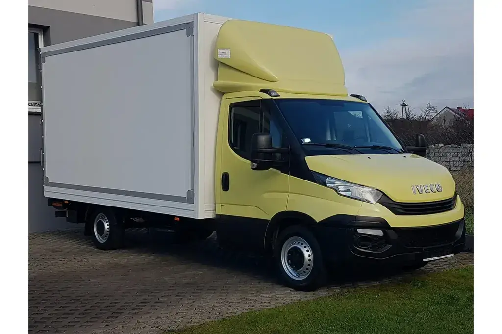 IVECO Daily Kontener 2017