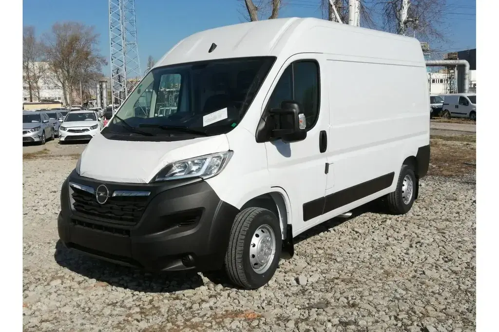 Opel Movano Furgon 2023