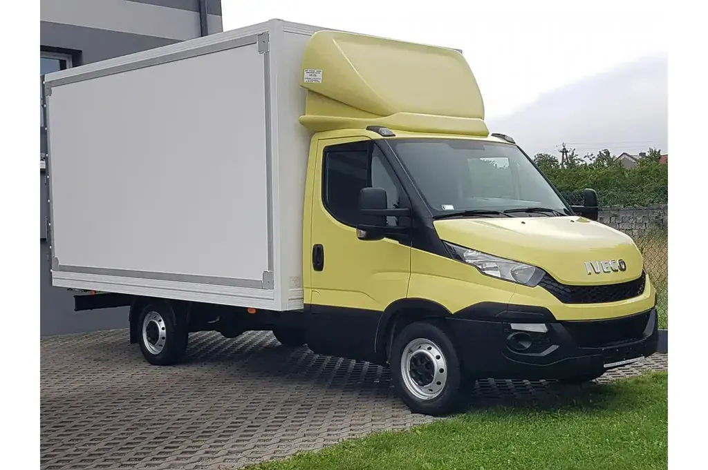 IVECO Daily Kontener 2016