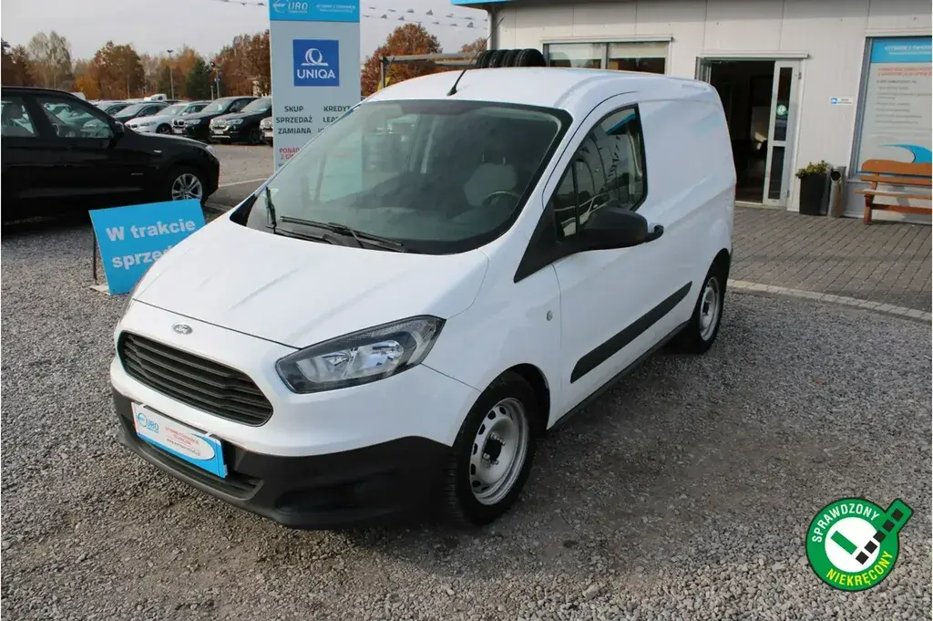 Ford Courier Furgon 2017