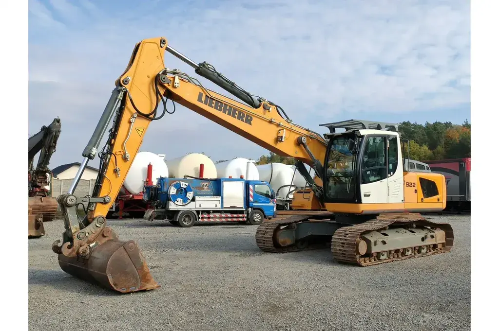 Liebherr R 922 LC 2014