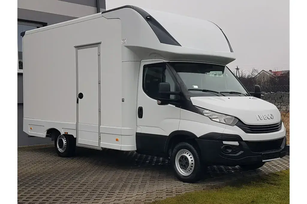 IVECO Daily Kontener 2017