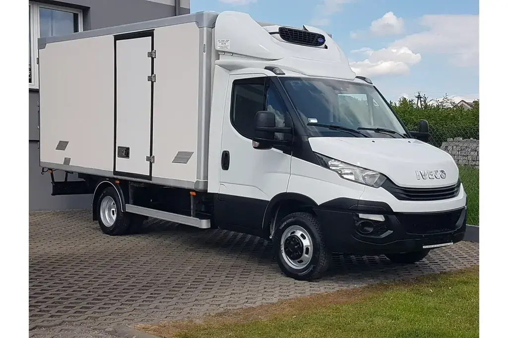 IVECO Daily Chłodnia/Izoterma 2017