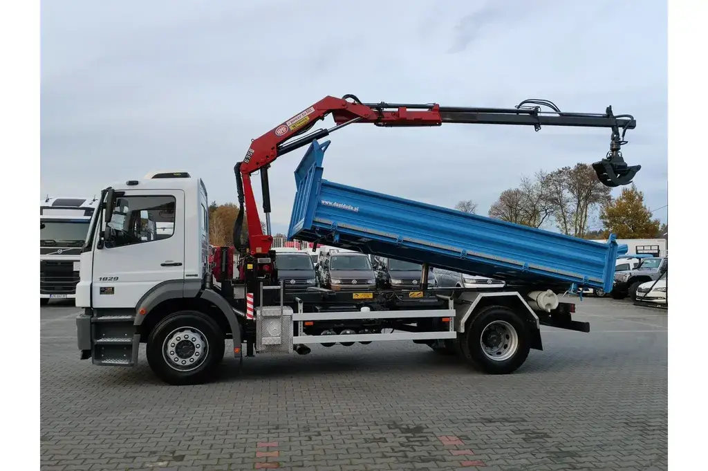 Mercedes Benz AXOR 1829 4x2 Wywrotka 3 stronna   HDS HMF 635 Rotator Ciężarowe 2011