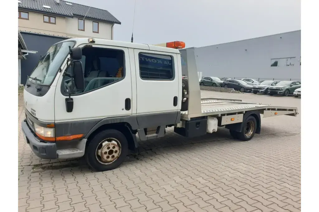 Mitsubishi Canter Inne 2006