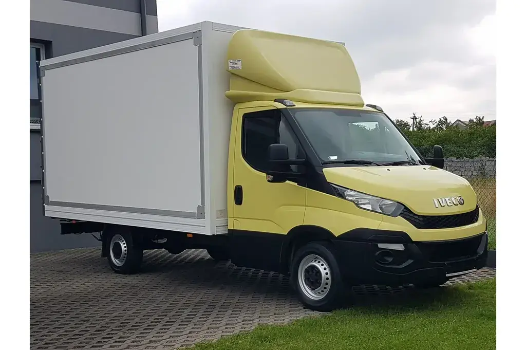 IVECO Daily Kontener 2016