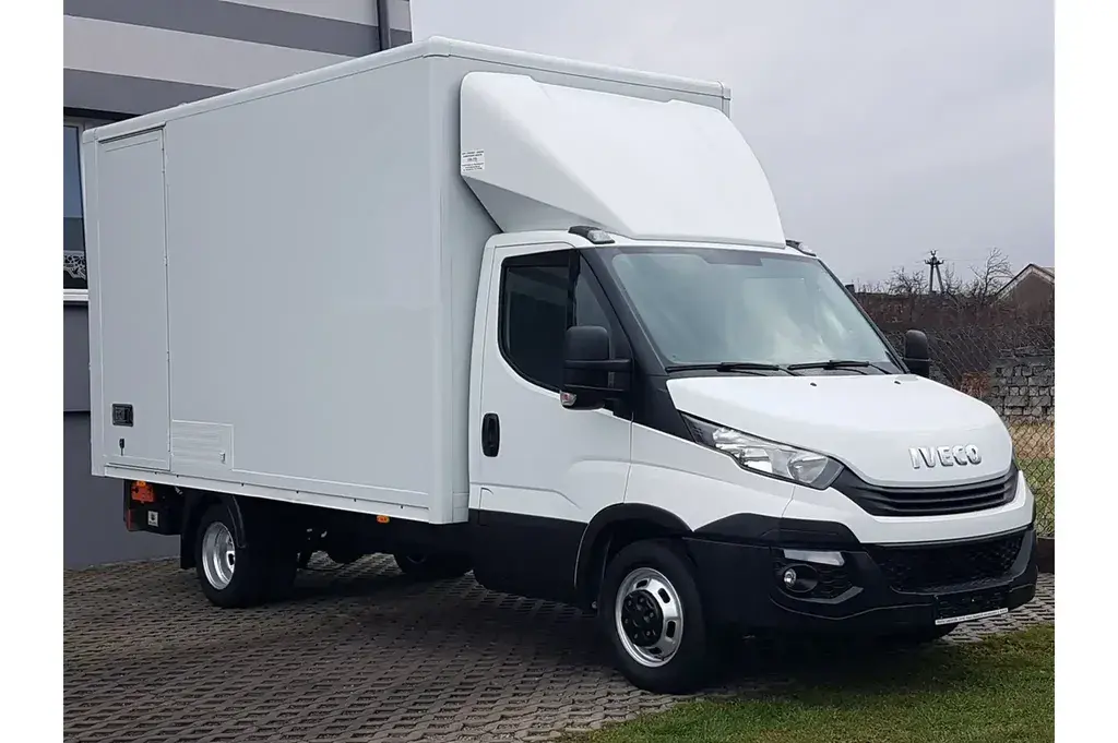 IVECO Daily Kontener 2018