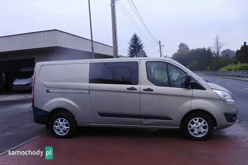 Ford Transit Dostawczy do 3,5t 2015