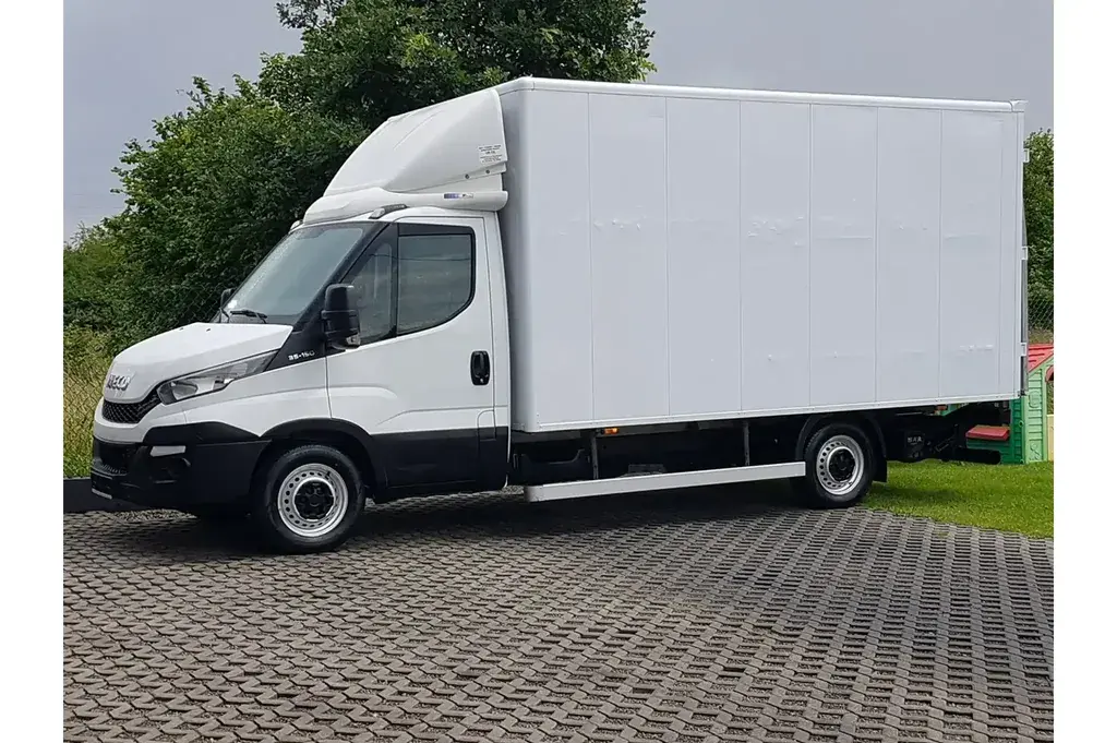 IVECO Daily Kontener 2016