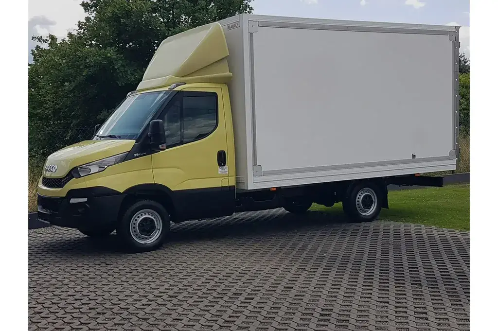 IVECO Daily Kontener 2016