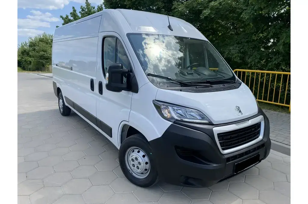 Peugeot Boxer Furgon 2022