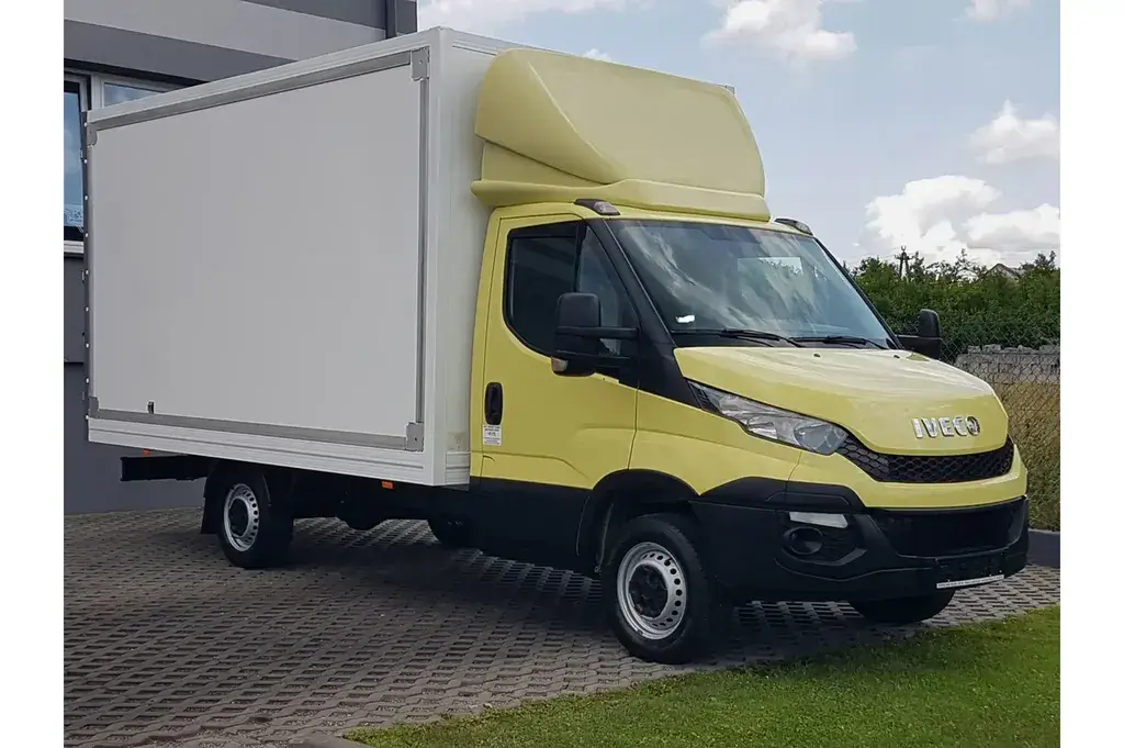 IVECO Daily Kontener 2016