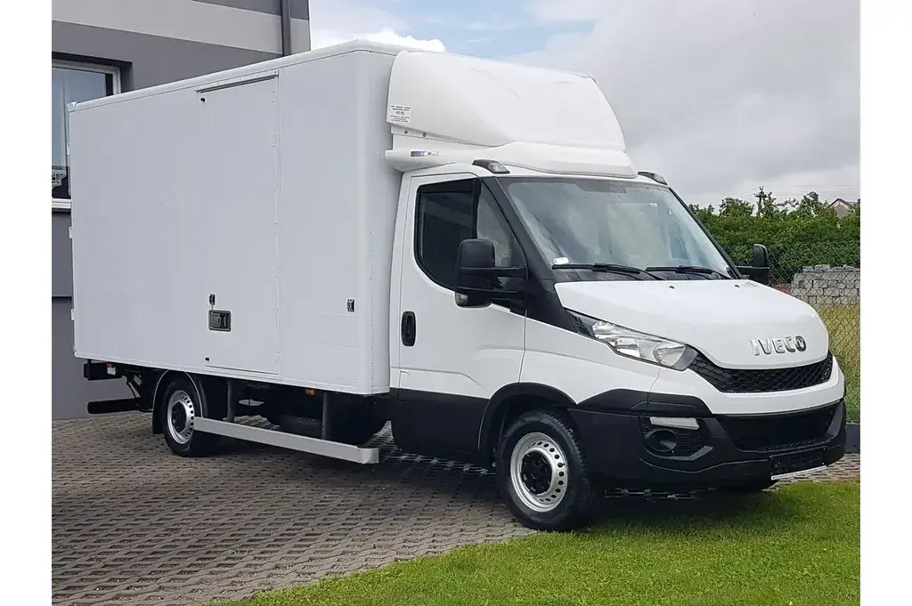 IVECO Daily Kontener 2016