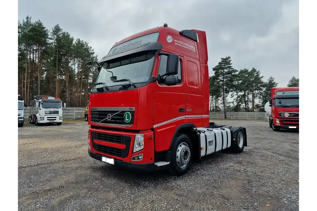 Volvo FH13 Globetrotter XL STANDARD MANUAL 420 EURO 5 2011 r Ciężarowe 2011