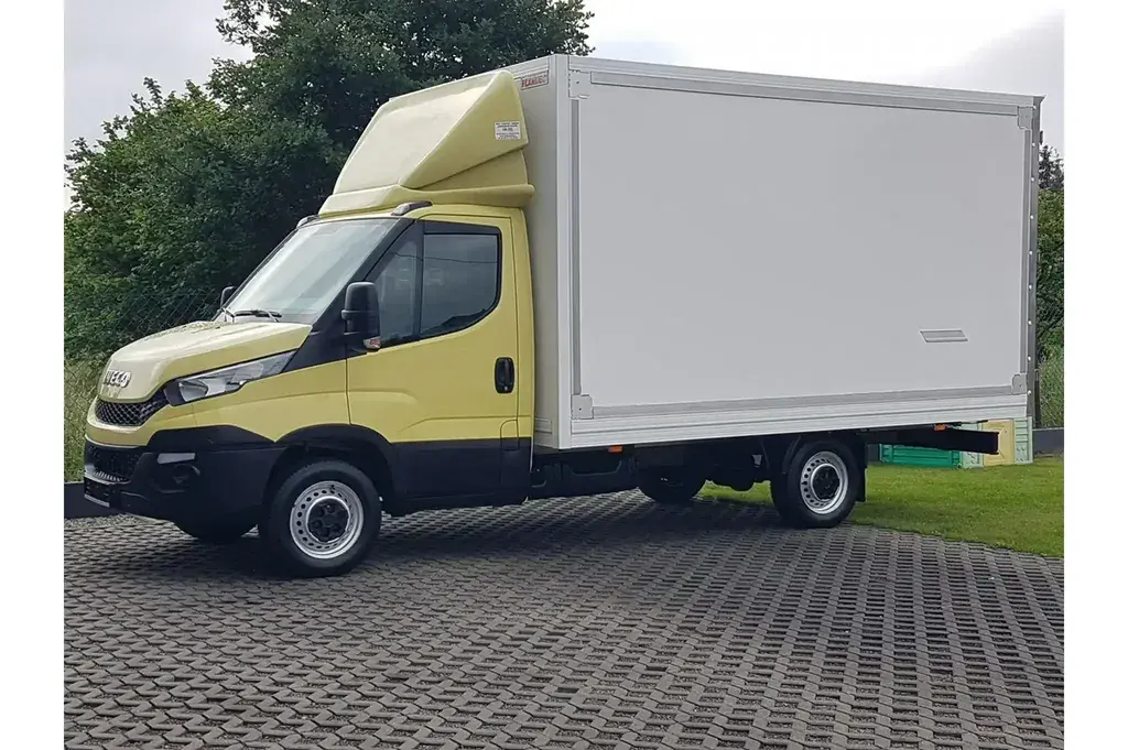 IVECO Daily Kontener 2016