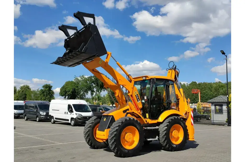 JCB 4CX Równe Koła Powershift Po Pełnym Tulejowaniu 2007