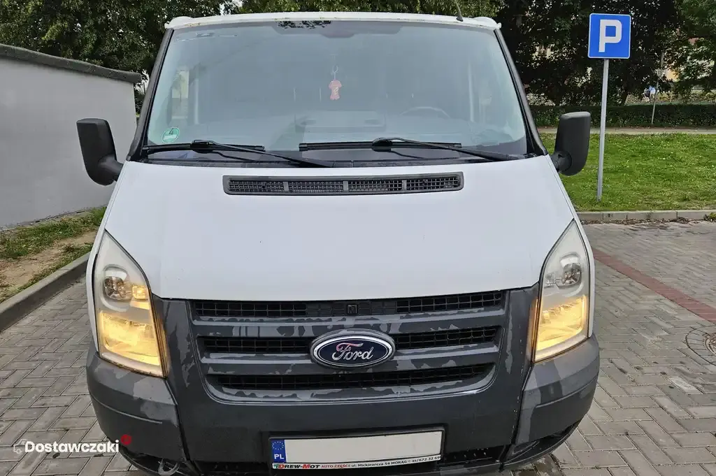 Ford Transit Custom Furgon 2011