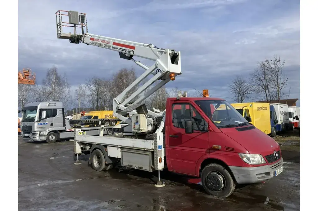 Mercedes Benz Sprinter Inne 2005