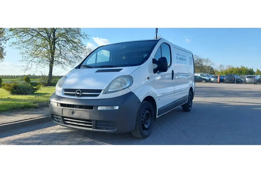 Opel Vivaro Furgon 2003