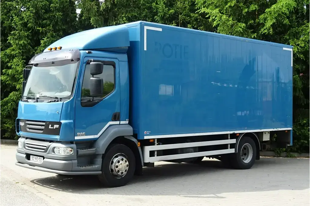 DAF LF 55 220 Euro 5 kontener 14 palet Winda   Sprowadzony Ciężarowe 2011