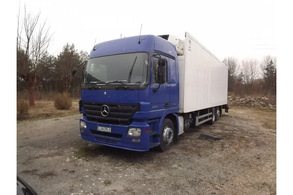 Mercedes Benz ACTROS 2536 Ciężarowe 2007